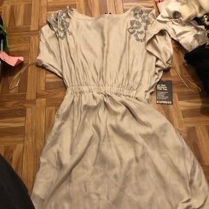 Express dress